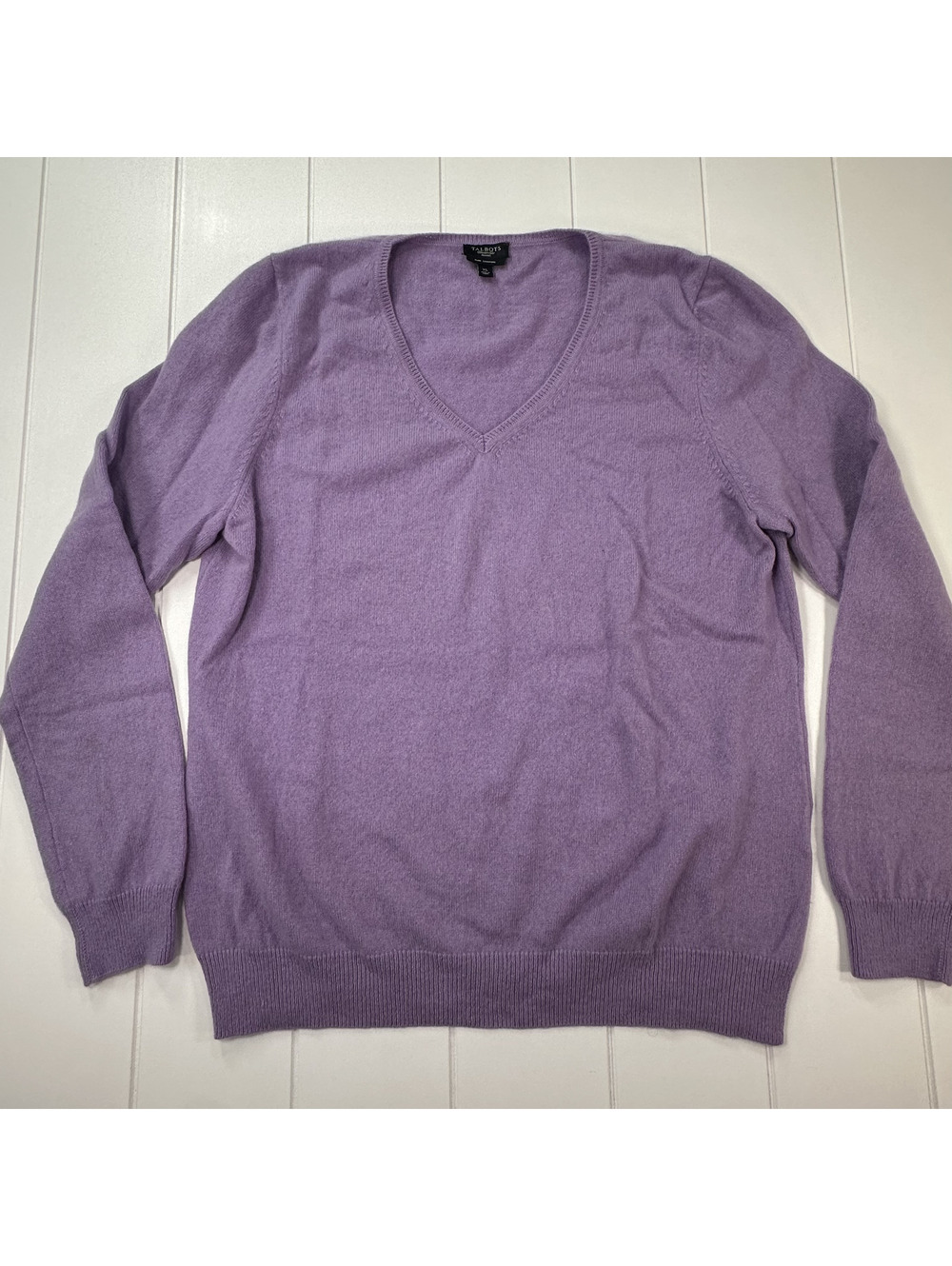 Talbots Petites XL Lavender 100% Cashmere V-Neck Sweater
